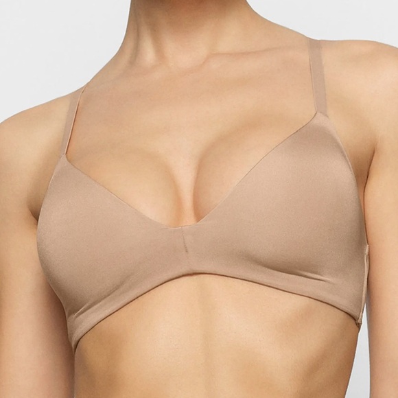 Skims Wireless Form Lightly Lined T-Shirt Bra in Clay Size 34C - Picture 1 of 8